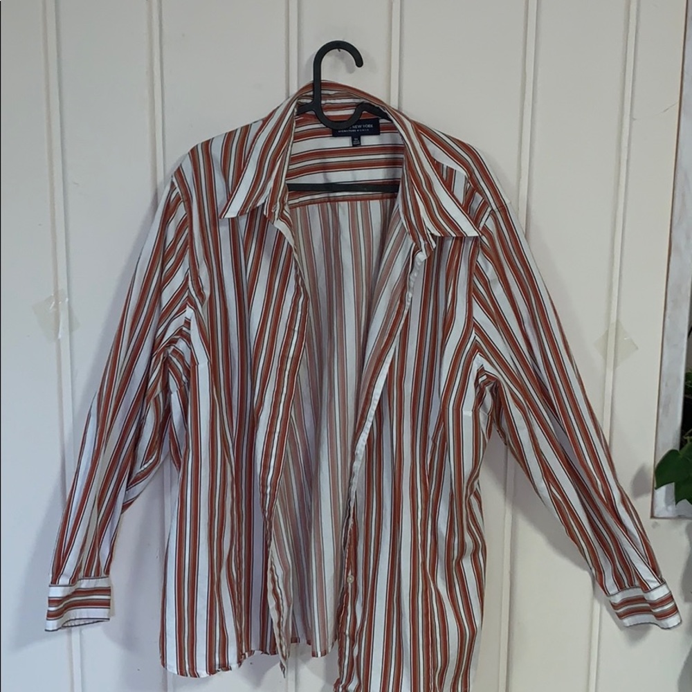 JONES NEW YORK PINSTRIPED TOP
